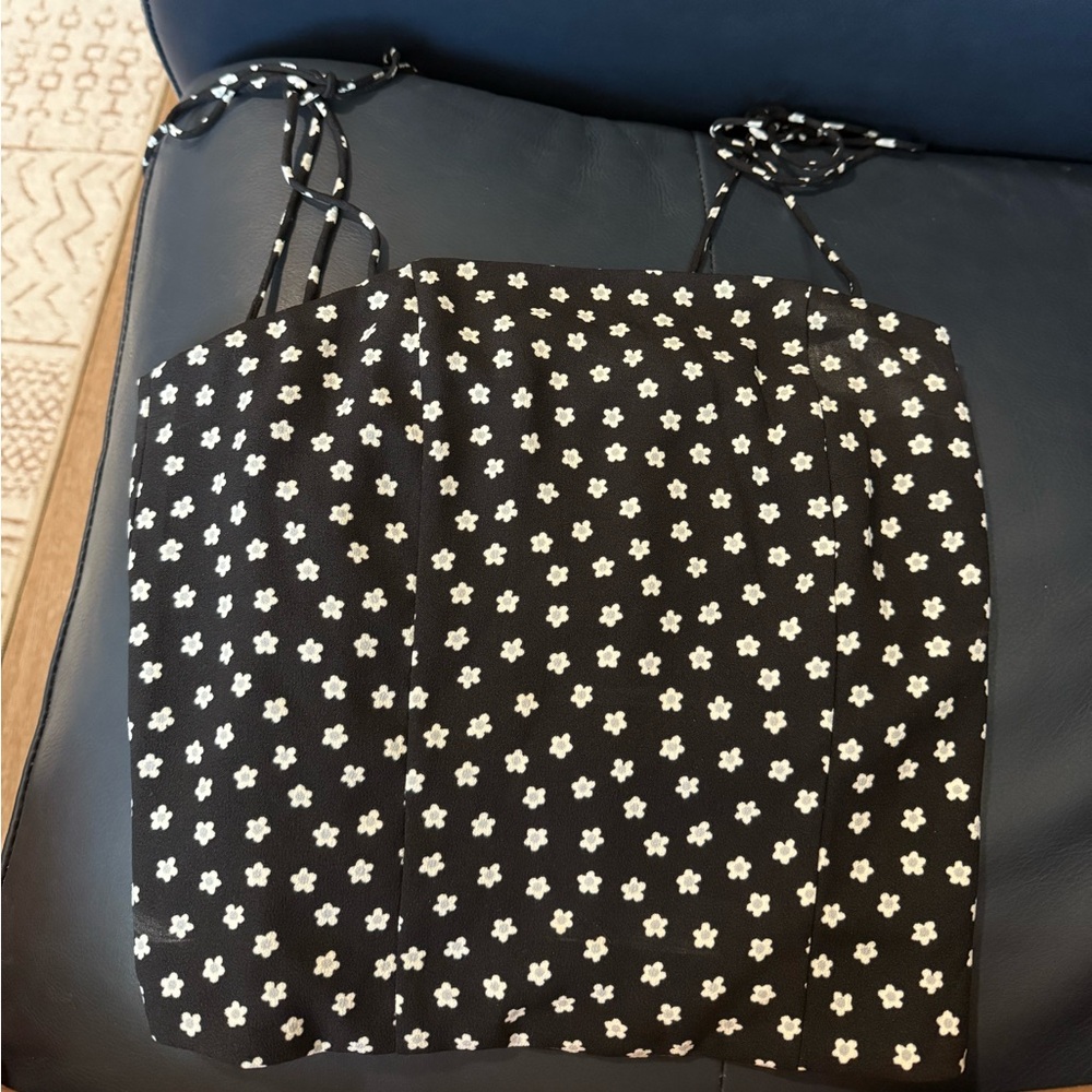 Levi’s Floral Black and White Women's tank top